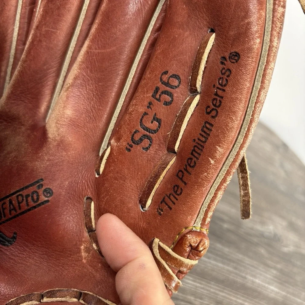 Rawlings has signs